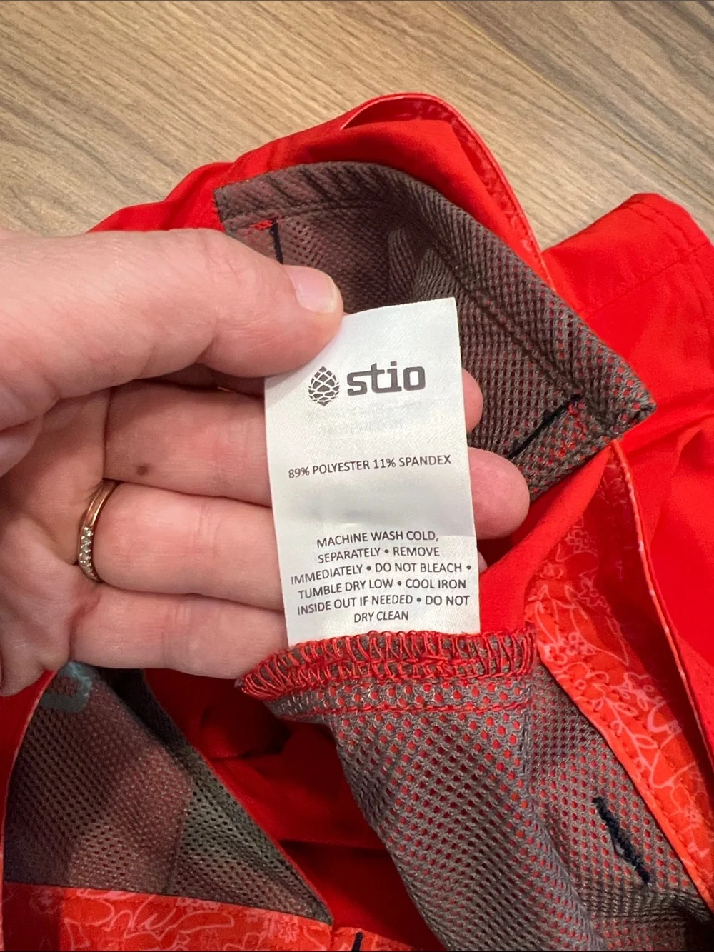 Stio Men's CFS Board Shorts in Bright Red Size 32